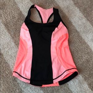 Lululemon shirt size 6